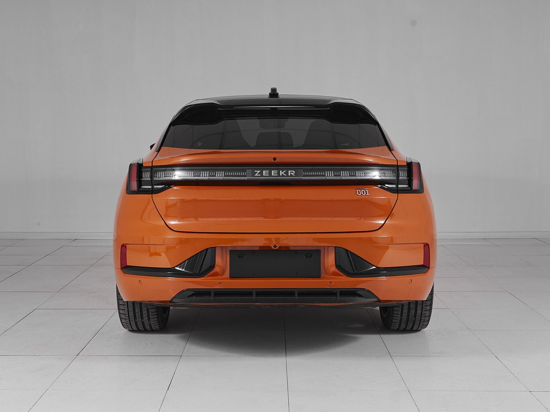 Zeekr 001