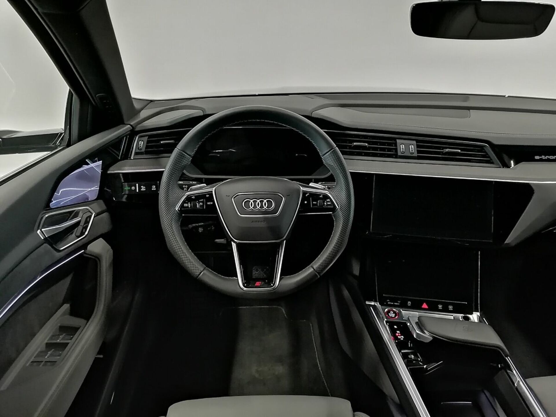 Audi e-tron S