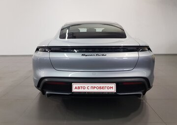 Porsche Taycan Вид 5