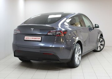 Tesla Model Y Вид 4