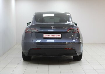 Tesla Model Y Вид 5