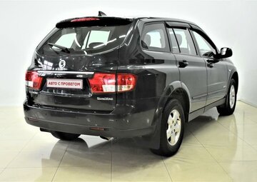 Ssangyong Kyron Вид 3