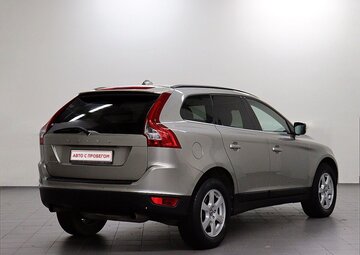 Volvo XC60 Вид 3