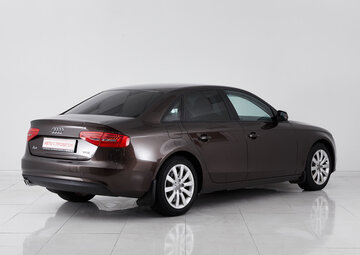 Audi A4 Вид 4