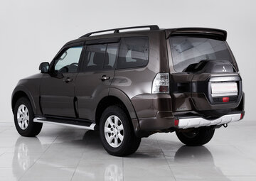 Mitsubishi Pajero Вид 5