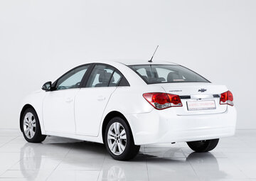 Chevrolet Cruze Вид 4