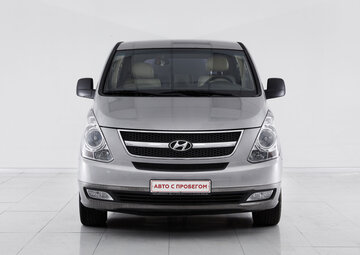Hyundai Grand Starex Вид 2