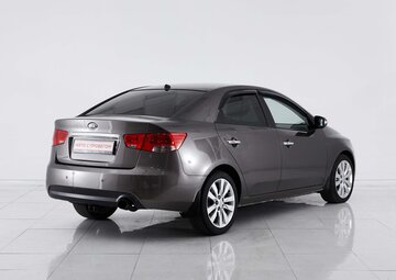 Kia Cerato Вид 4