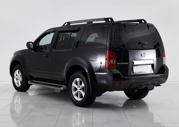 Nissan Pathfinder Вид 5