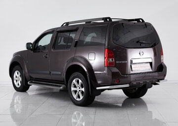 Nissan Pathfinder Вид 4