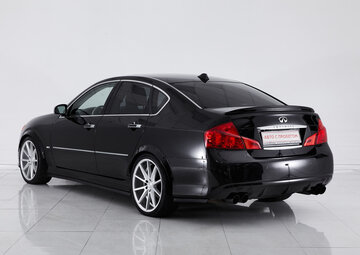 Infiniti M Вид 4