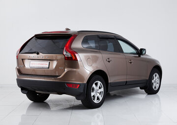 Volvo XC60 Вид 4
