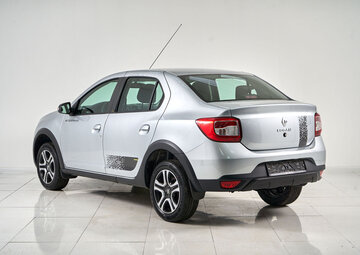 Renault Logan Вид 4