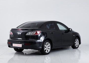 Mazda 3 Вид 4
