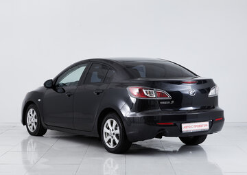 Mazda 3 Вид 5