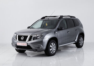 Nissan Terrano Вид 1
