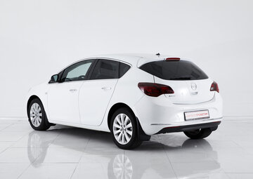 Opel Astra Вид 4