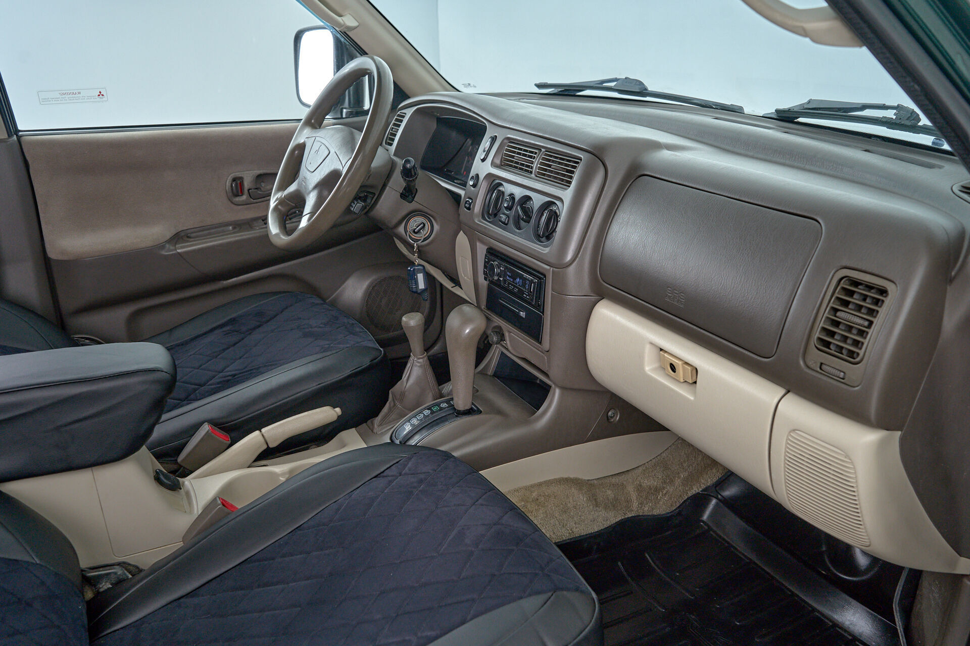 Mitsubishi Montero Sport