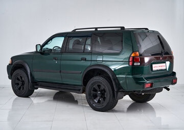 Mitsubishi Montero Sport Вид 5