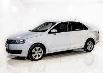 Skoda Rapid Вид 1