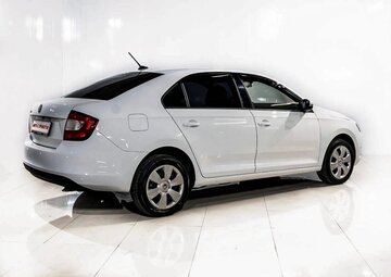 Skoda Rapid Вид 2