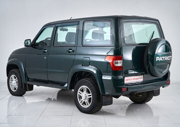 UAZ Patriot Вид 4