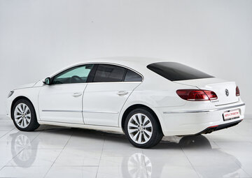 Volkswagen Passat CC Вид 4
