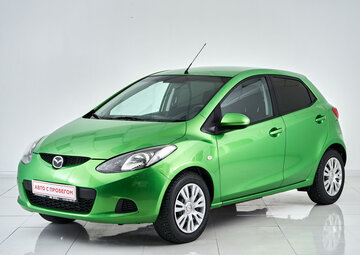 Mazda 2 Вид 1