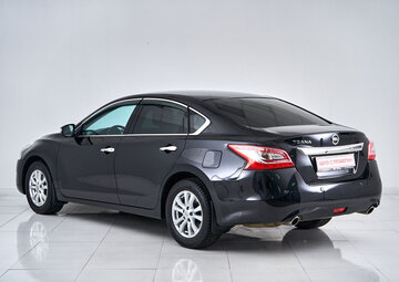 Nissan Teana Вид 4