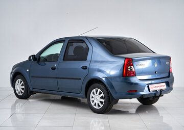 Renault Logan Вид 4