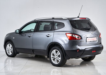 Nissan Qashqai+2 Вид 4