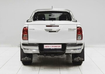 Toyota Hilux Вид 4