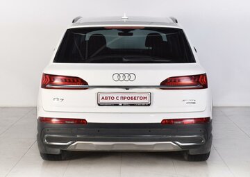 Audi Q7 Вид 4
