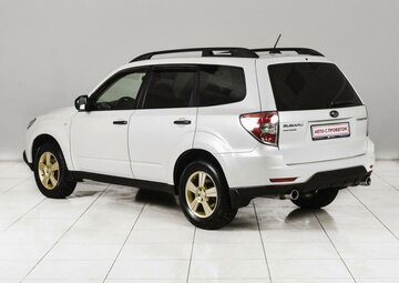 Subaru Forester Вид 2
