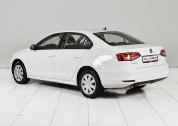 Volkswagen Jetta Вид 2