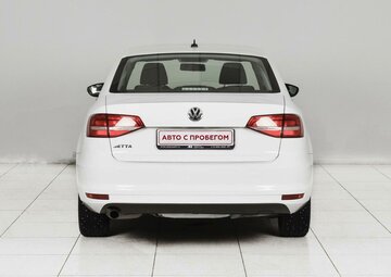 Volkswagen Jetta Вид 4