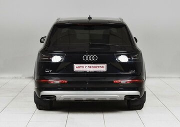 Audi Q7 Вид 4