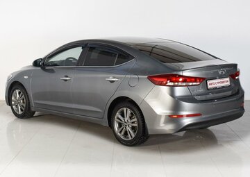 Hyundai Elantra Вид 2