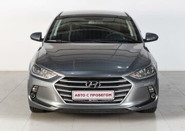 Hyundai Elantra Вид 3