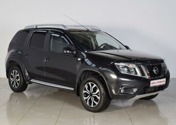 Nissan Terrano Вид 1