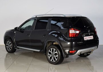 Nissan Terrano Вид 2