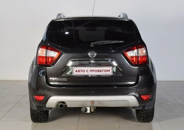 Nissan Terrano Вид 4