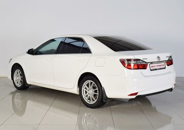 Toyota Camry Вид 2