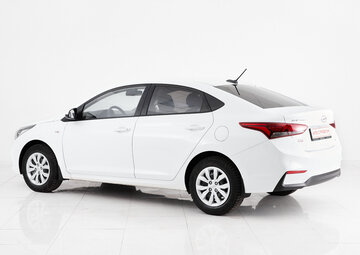 Hyundai Solaris Вид 4